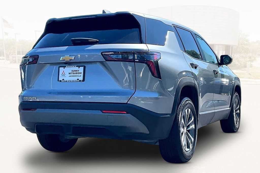 Used 2025 Chevrolet Equinox LT FWD image 6