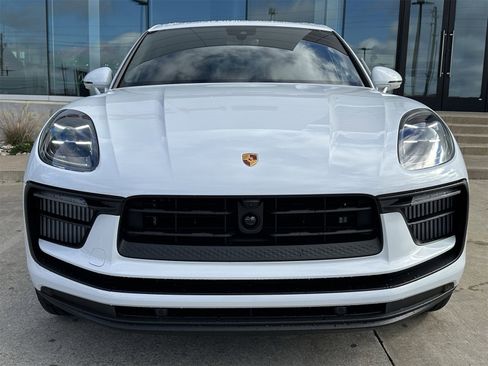 New 2026 Porsche Macan S image 10