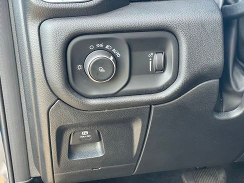 Used 2024 RAM 1500 Laramie image 16