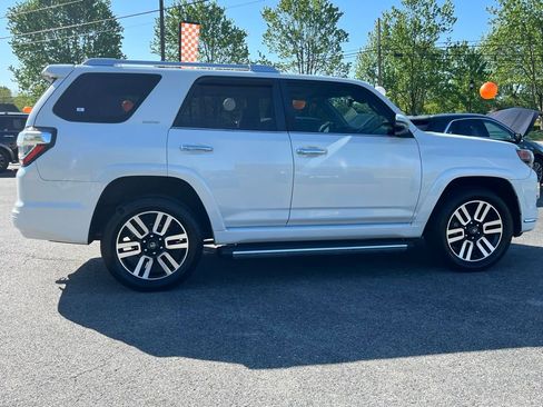 Used 2020 Toyota 4Runner Limited AWD/4WD image 9