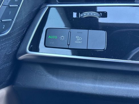 Used 2021 Audi Q7 3.0T Premium Plus w/ Executive Package image 32