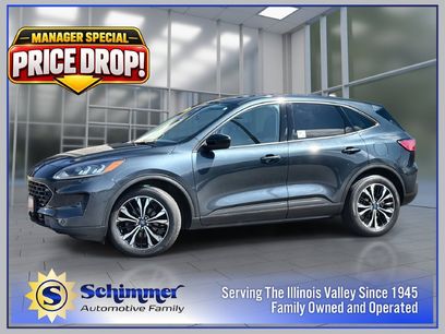 Used 2022 Ford Escape SE w/ SE Sport Appearance Package