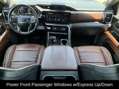 Used 2023 GMC Sierra 1500 Denali Ultimate AWD/4WD image 11