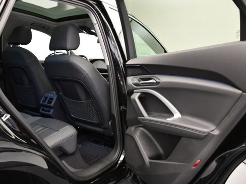 Used 2025 Audi Q5 Premium w/ Convenience Package image 51