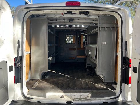 Used 2021 Nissan NV 2500 SV RWD image 17