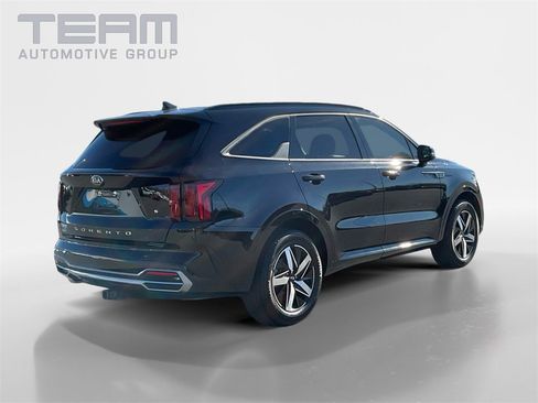 Used 2021 Kia Sorento S image 7