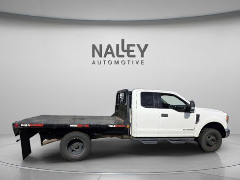 Used 2020 Ford F350 XLT image 7
