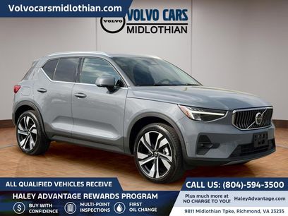 Used 2023 Volvo XC40 B5 Plus w/ Climate Package