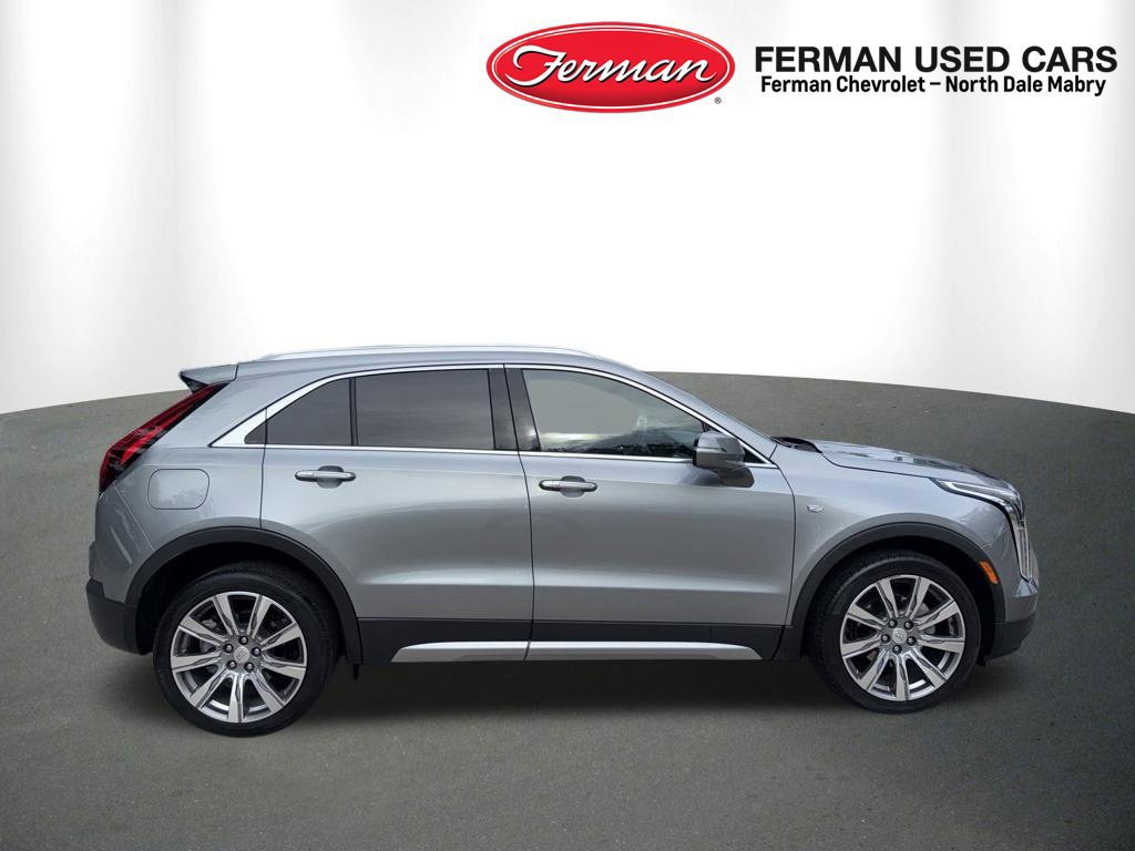 Used 2023 Cadillac XT4 Premium Luxury w/ Cold Weather Package FWD image 2