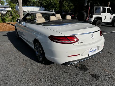 Used 2019 Mercedes-Benz C 300 Cabriolet image 49