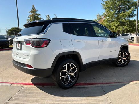 Used 2025 Jeep Compass Limited AWD/4WD image 6