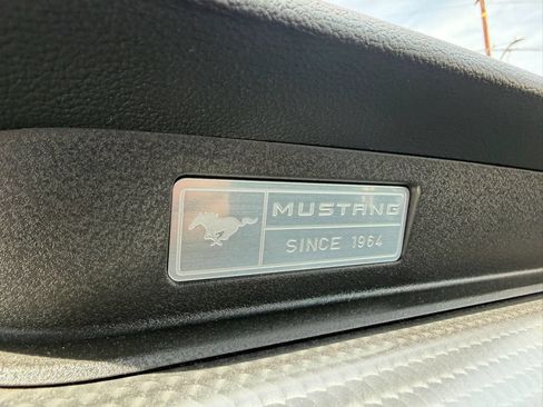 Used 2017 Ford Mustang GT Premium w/ GT Performance Package RWD image 26