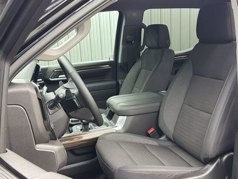 Used 2025 Chevrolet Silverado 1500 LT Trail Boss w/ Convenience Package II AWD/4WD image 33