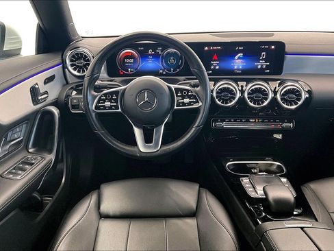Used 2023 Mercedes-Benz CLA 250 4MATIC image 5