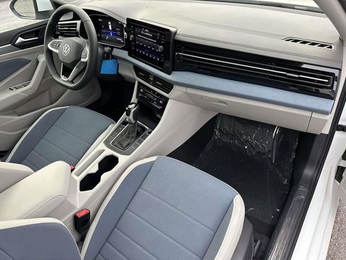 New 2026 Volkswagen Jetta SE image 12