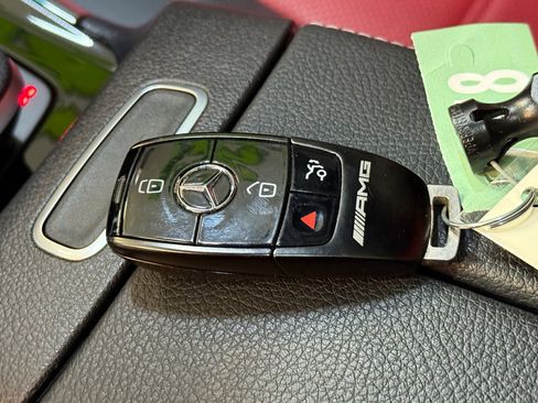 Used 2021 Mercedes-Benz GLA 45 AMG 4MATIC image 48