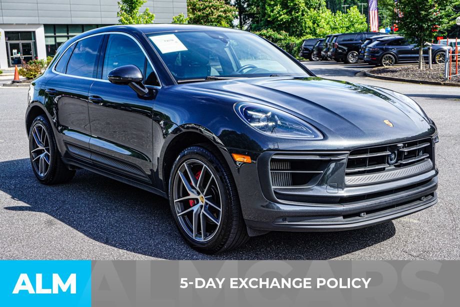 Used 2023 Porsche Macan S AWD/4WD image 3