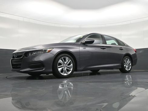 Used 2018 Honda Accord LX image 20