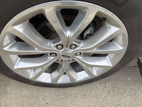 Used 2019 Ford Expedition Platinum AWD/4WD image 15