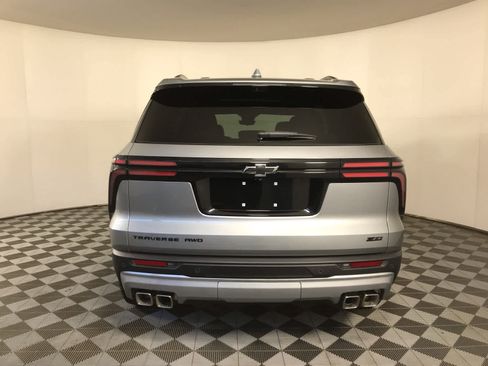 New 2026 Chevrolet Traverse Z71 w/ Driver Confidence Package image 10