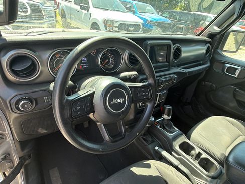 Used 2023 Jeep Wrangler Unlimited Sport AWD/4WD image 23