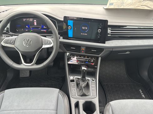 New 2026 Volkswagen Jetta SE FWD image 16
