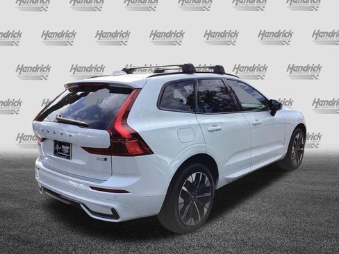 Used 2026 Volvo XC60 B5 Plus w/ Protection Package Premier AWD/4WD image 9
