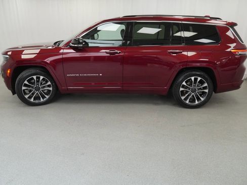 Certified 2023 Jeep Grand Cherokee L Overland image 15