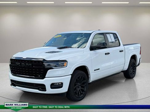Used 2025 RAM 1500 Limited AWD/4WD image 4