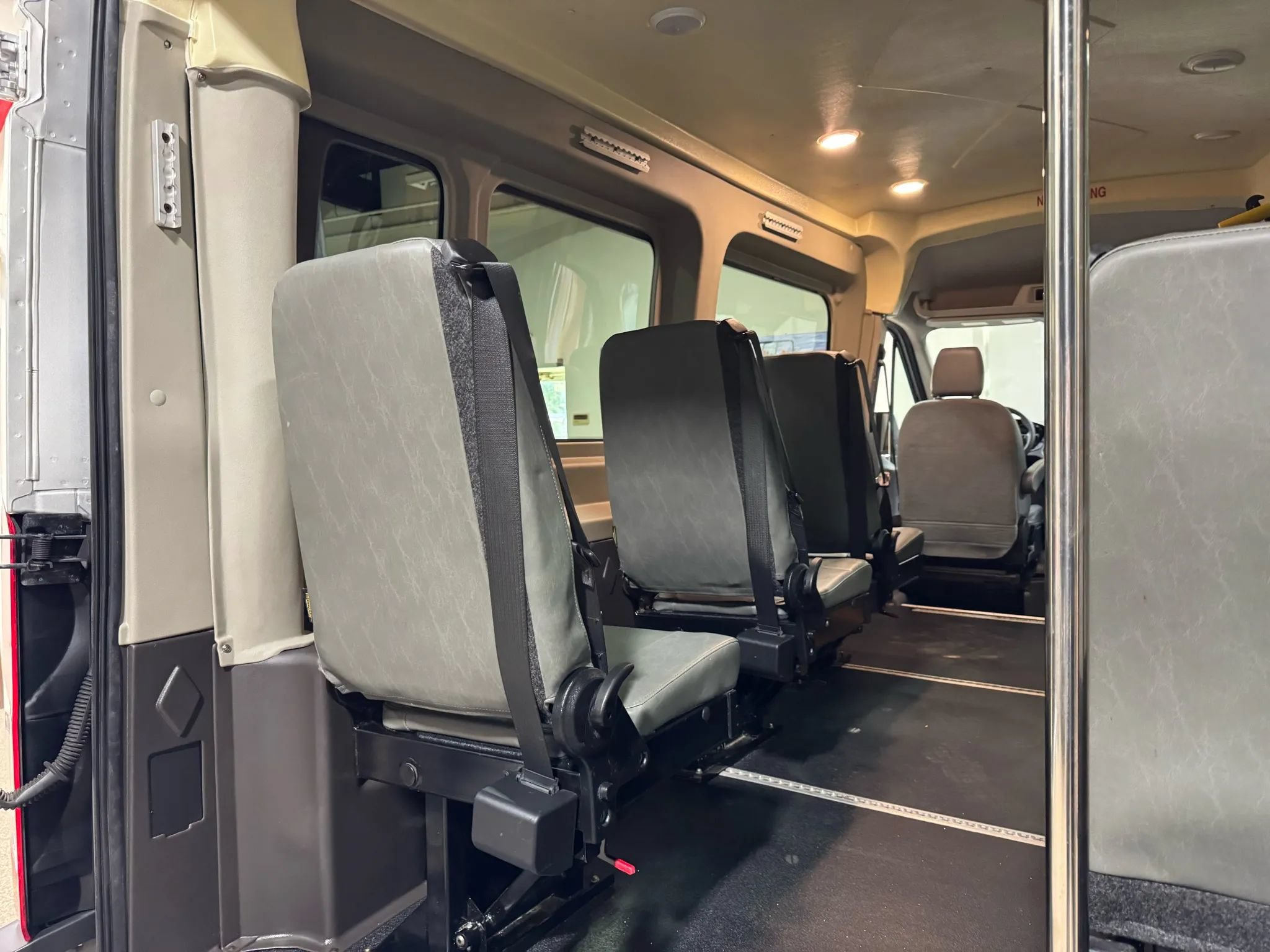 Used 2015 Ford Transit 350 148 Medium Roof RWD image 27
