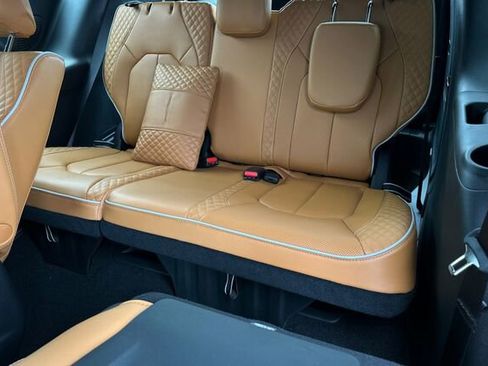 New 2023 Chrysler Pacifica Pinnacle image 16