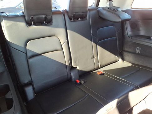 Certified 2023 Nissan Pathfinder SL w/ SL Premium Package image 8