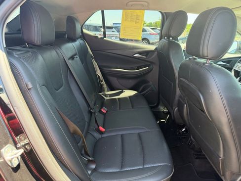Used 2021 Buick Encore GX Essence w/ Sport Touring Package FWD image 34