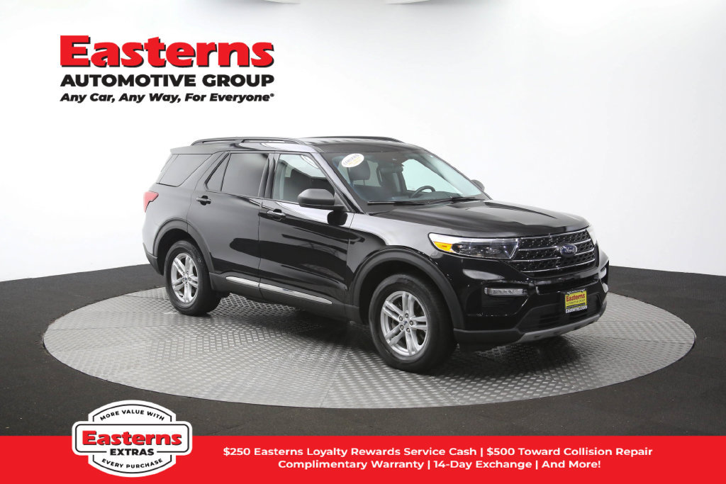 Used 2023 Ford Explorer XLT w/ Equipment Group 202A AWD/4WD image 51