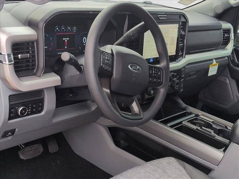 New 2026 Ford F250 XLT w/ XLT Premium Package AWD/4WD image 3