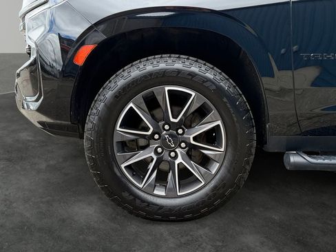 Used 2021 Chevrolet Tahoe Z71 w/ Z71 Signature Package AWD/4WD image 4