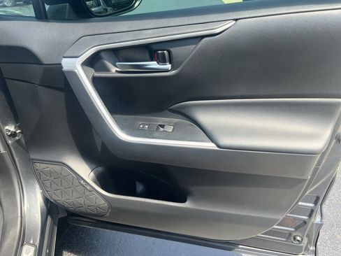 Used 2021 Toyota RAV4 XLE Premium FWD image 47