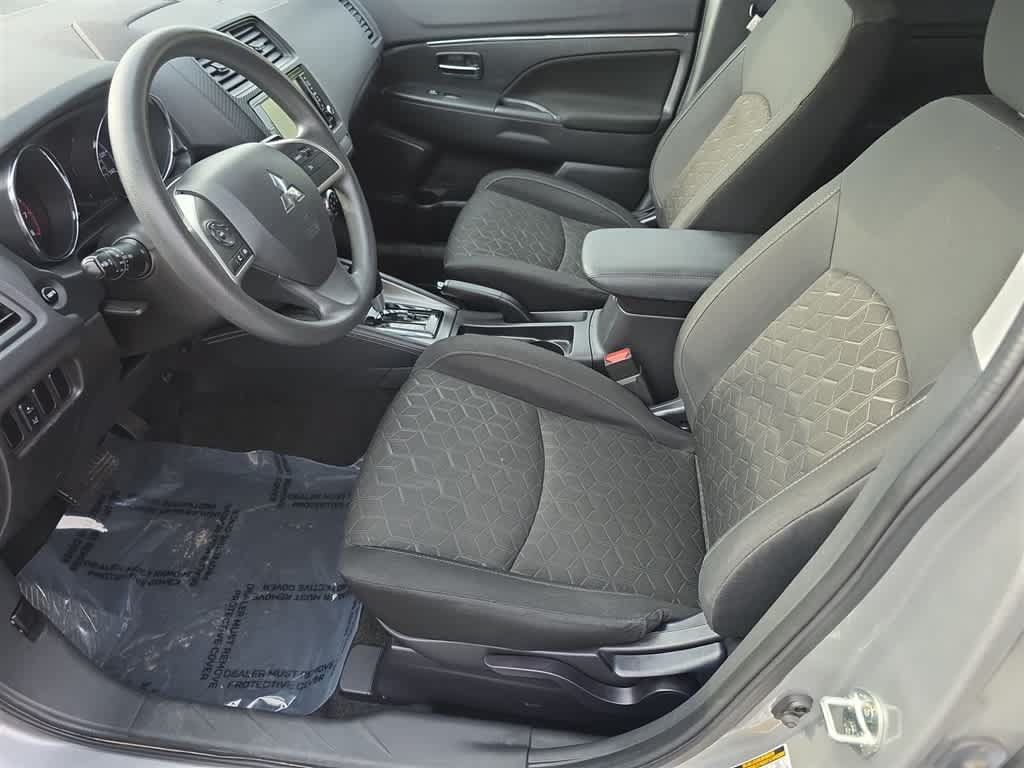 Used 2024 Mitsubishi Outlander Sport ES AWD/4WD image 15