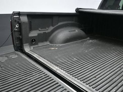 Used 2021 RAM 1500 Big Horn AWD/4WD image 18