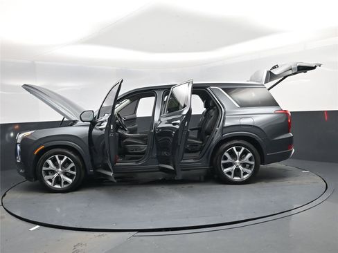 Used 2021 Hyundai Palisade Limited image 29