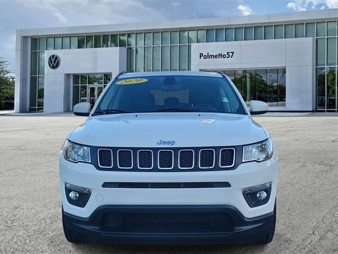 Used 2020 Jeep Compass Latitude image 2