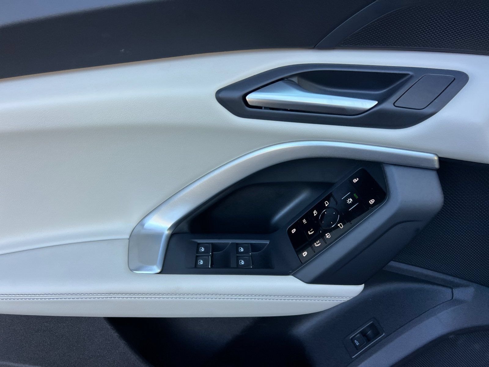 New 2026 Audi Q5 Premium AWD/4WD image 11