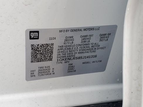 Certified 2025 GMC Acadia Denali FWD image 40