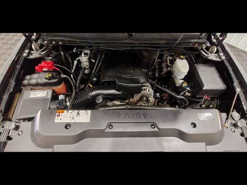 Used 2011 Chevrolet Silverado 2500 LT w/ Snow Plow Prep Package AWD/4WD image 38
