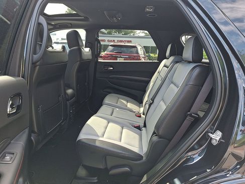 Used 2024 Dodge Durango GT AWD/4WD image 13