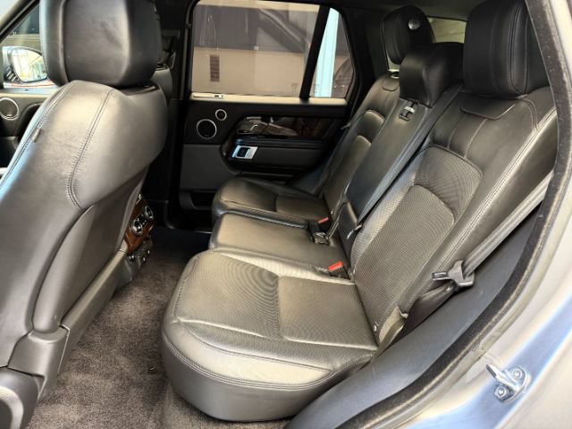 Used 2020 Land Rover Range Rover HSE AWD/4WD image 14