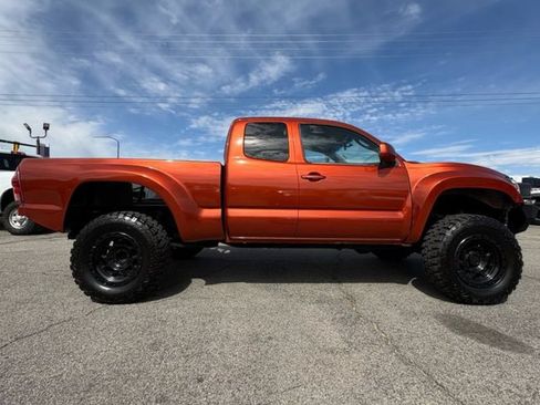 Used 2005 Toyota Tacoma 4x4 Access Cab image 5