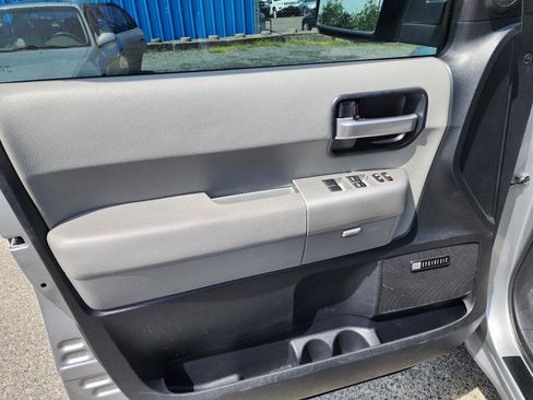 Used 2008 Toyota Sequoia Limited RWD image 12