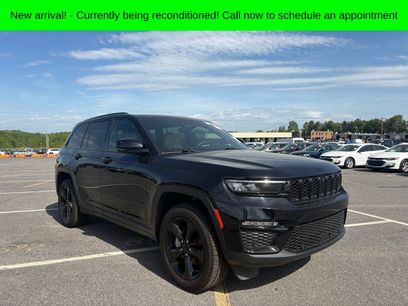 Used 2023 Jeep Grand Cherokee Limited w/ Luxury Tech Group II