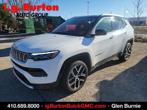 Used 2024 Jeep Compass Limited w/ Elite Group image 3